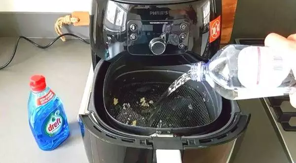 How to clean an air fryer without a dishwasher?