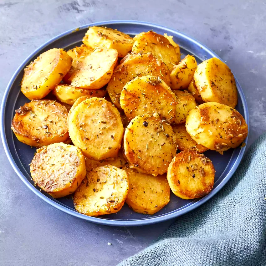 35 Creative Yukon Gold Potato Recipe Ideas Instant Pot Garlic Roasted Melting Potatoes