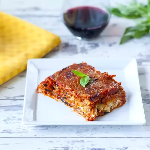 Italian Baked Eggplant with Parmesan (Parmigiana di Melanzane)