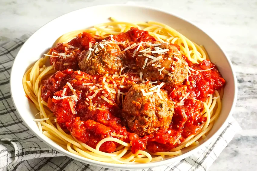 Italian Spaghetti Sauce with Meatballs