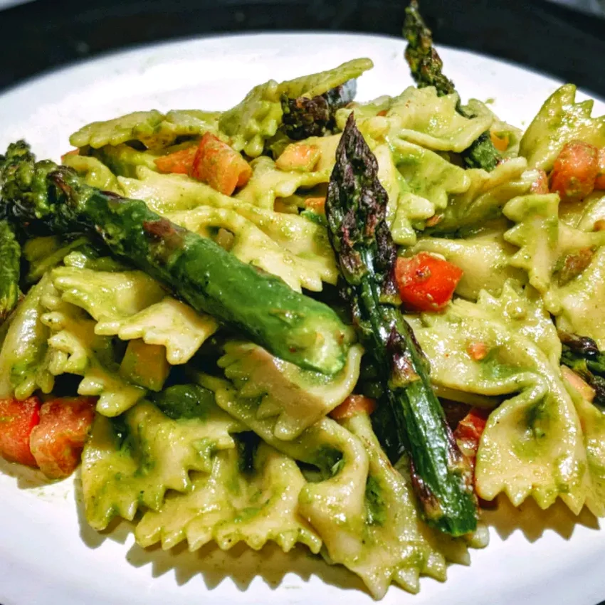 30 Top Plant-Based Pasta Dishes for Healthy Eating Italian Vegetable Fusilli with Basil Mint Pesto