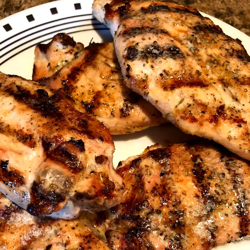 Juicy Grilled Chicken Breasts