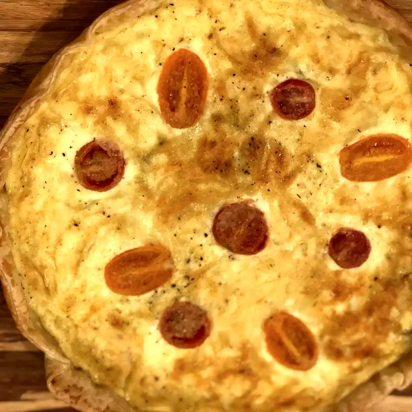 15 Low-Carb Keto Breakfast Recipes for Your Morning Routine Keto Almond-Crusted Bacon and Tomato Quiche