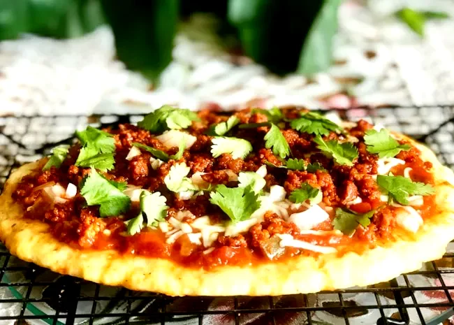 13 Simple Low-Carb Lunch Recipes for Healthy Eating Keto Fathead Pizza with Chorizo and Salsa