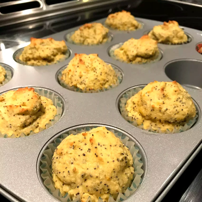 15 Low-Carb Snacks That Crush Your Hunger Cravings Keto Low-Carb Lemon Poppy Seed Muffins