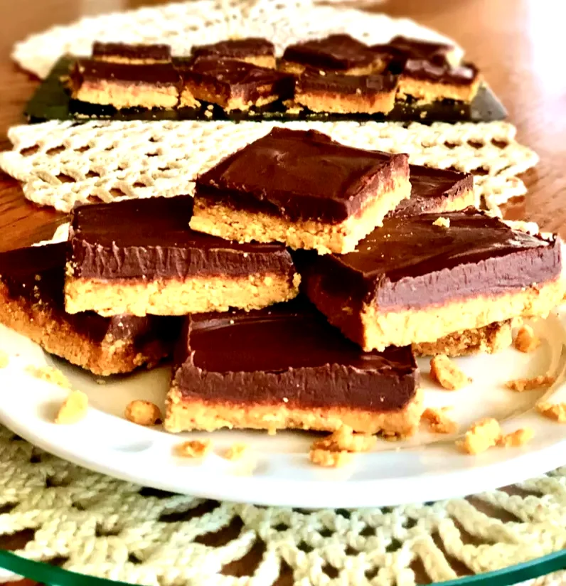 10 Simple Keto Cookie Recipes for Your Kitchen Keto Peanut Butter Bars