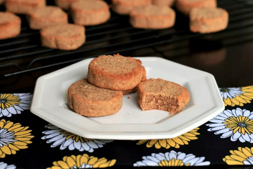 Keto Vanilla-Cinnamon Cookies