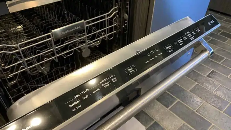 KitchenAid Dishwasher Model: KDTE334GPS