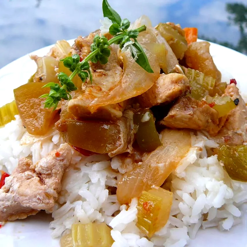 25 Hearty Main Course Recipes Featuring Sweet Apples Korean Spicy Chicken Tenders with Sweet Apple