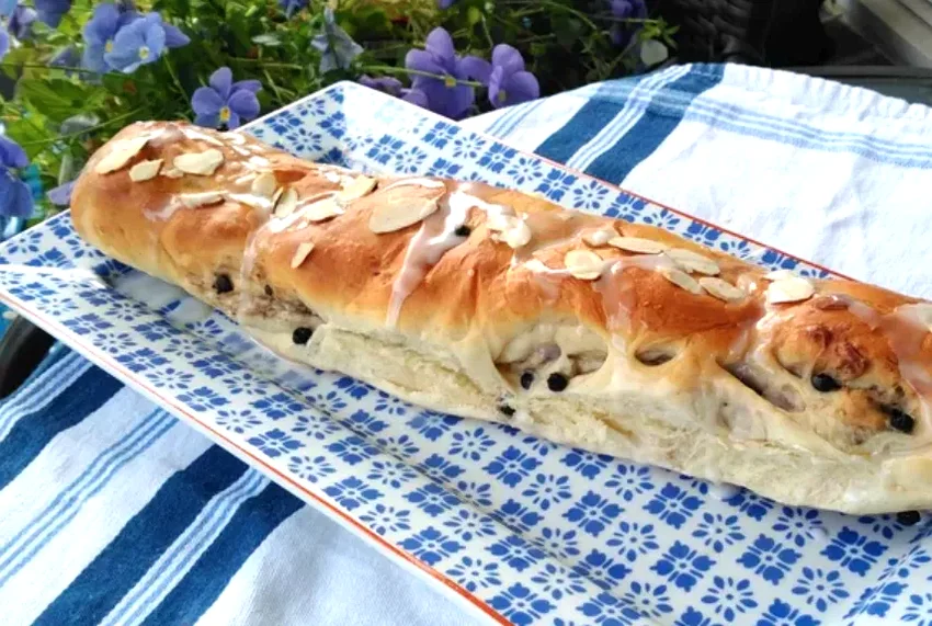 Lemon-Blueberry Yeast Bread