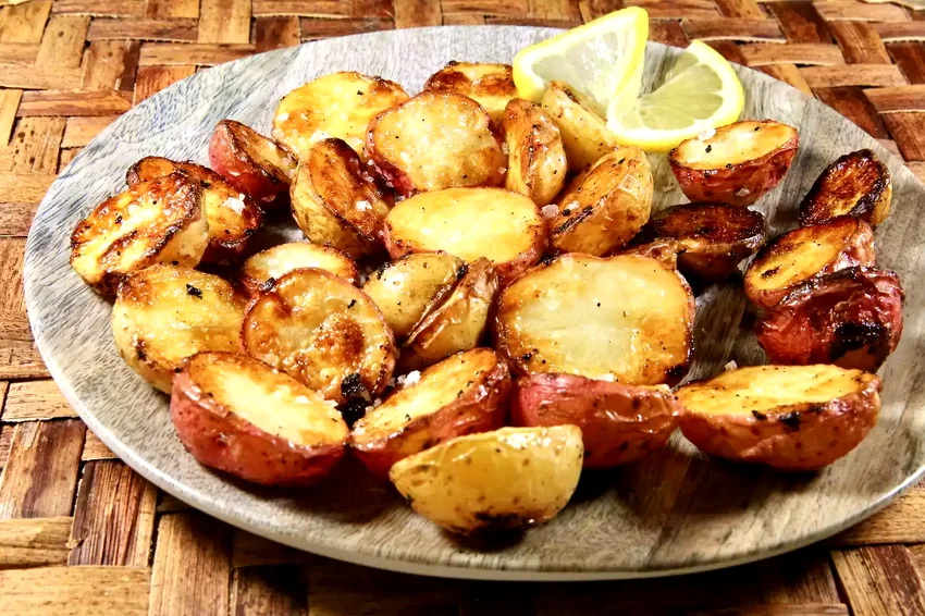 Lemon-Garlic Roasted Potatoes