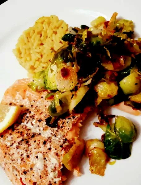 30+ Skillet-Fried Fish Recipe Collection Lemon Garlic Salmon