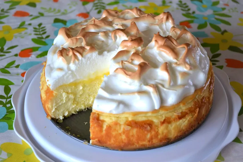 Lemon Meringue Cheesecake