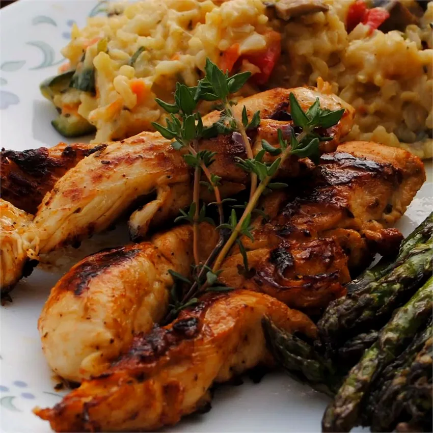 22 Bright Lemon Chicken Dishes That Pack Amazing Flavor Lemon Thyme Chicken Tenders