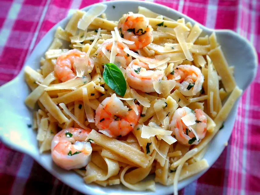 25 Simple Friday Evening Meal Ideas Linguine with Garlic-Butter Shrimp