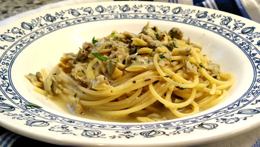 13 Quick Emergency Dinners When You Have No Time to Cook Linguine with White Clam Sauce II