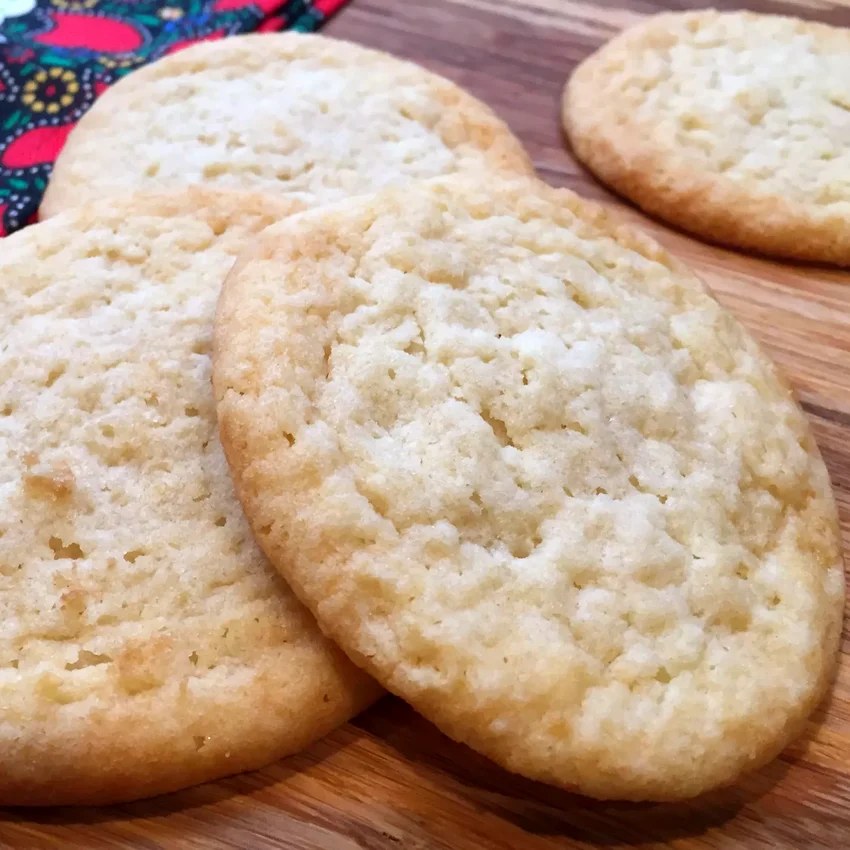 15 Low-Carb Snacks That Crush Your Hunger Cravings Low-Carb Almond Cinnamon Butter Cookies