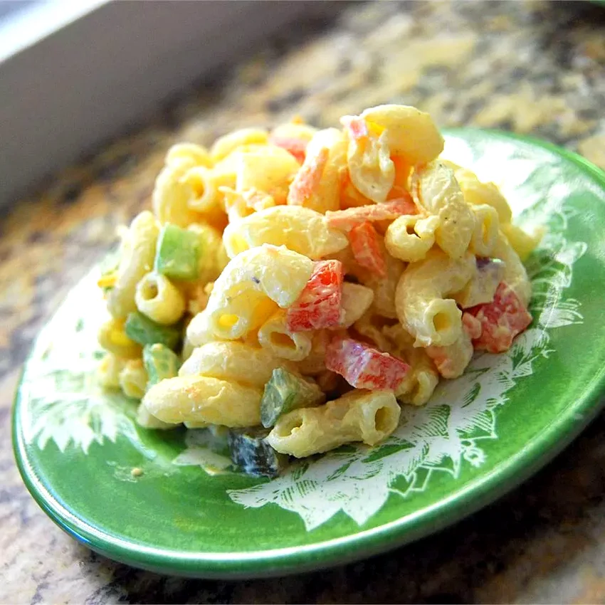 Macaroni Salad with Pickles