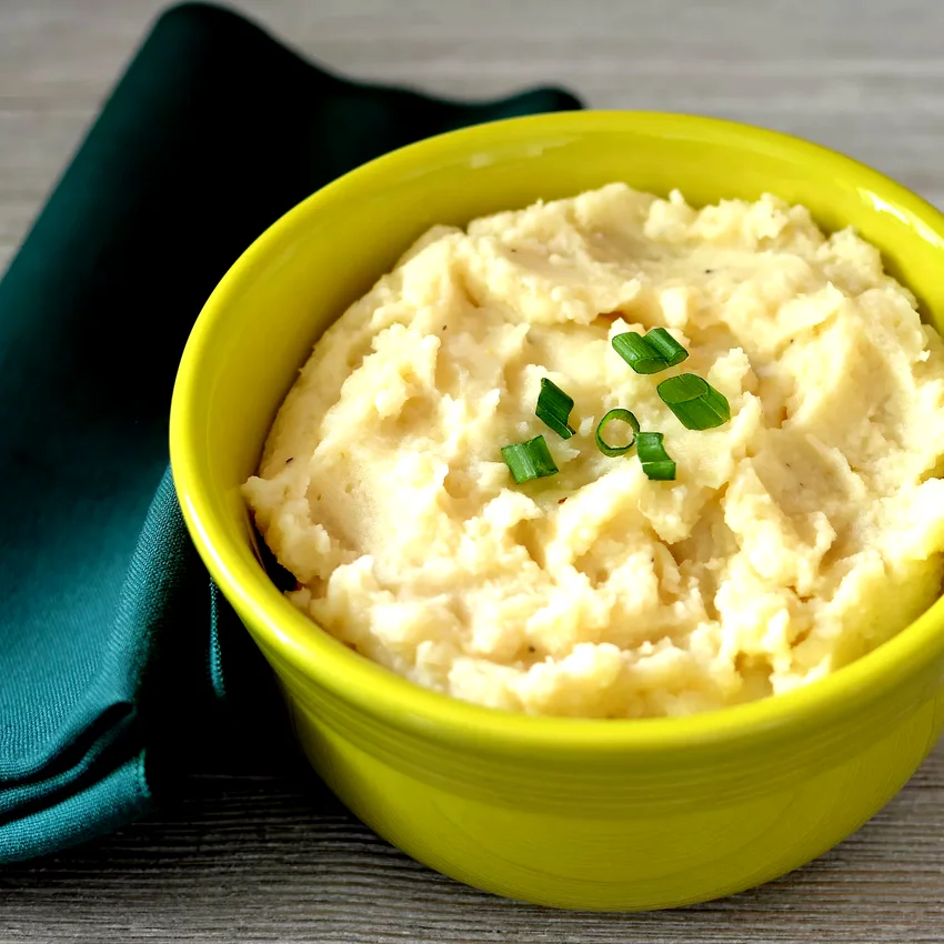 35 Creative Yukon Gold Potato Recipe Ideas Make-Ahead Mashed Potatoes