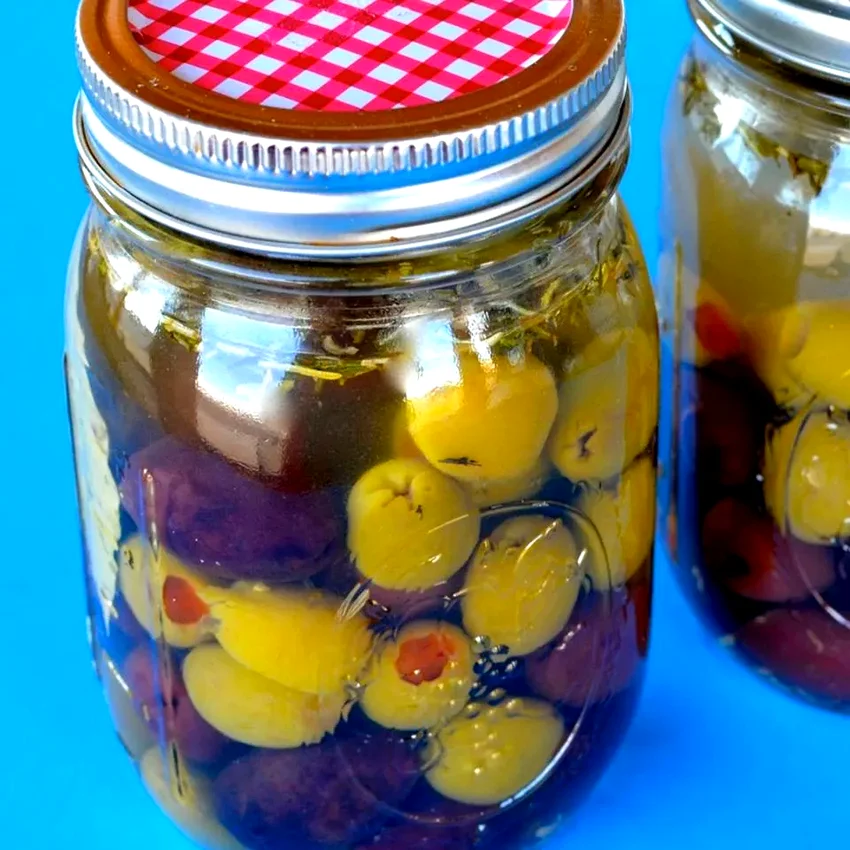 15 Festive Make-Ahead Holiday Appetizers Marinated Olives