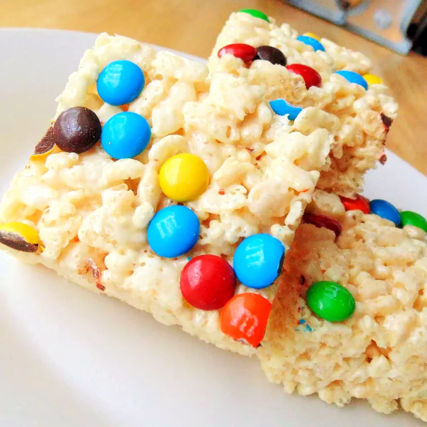 17 Simple No-Bake Cookie Recipes for Kids to Make Marshmallow Rice Krispie Treats