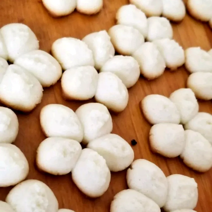22 Incredibly Rich Buttery Dessert Recipes Melt - In - Your - Mouth Shortbread