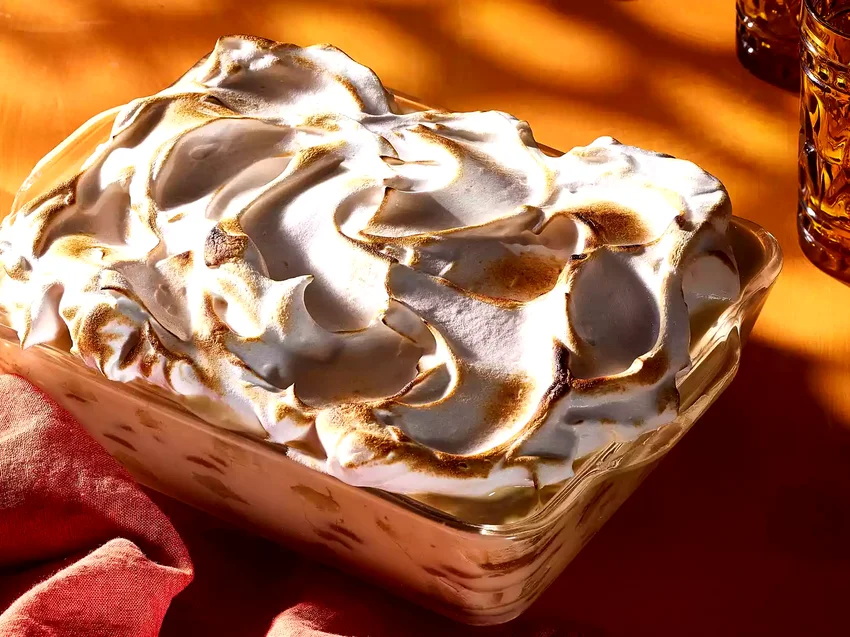 14 Amazing Banana Pudding Recipes That'll Make Grandma Proud Meringue-Topped Banana Pudding