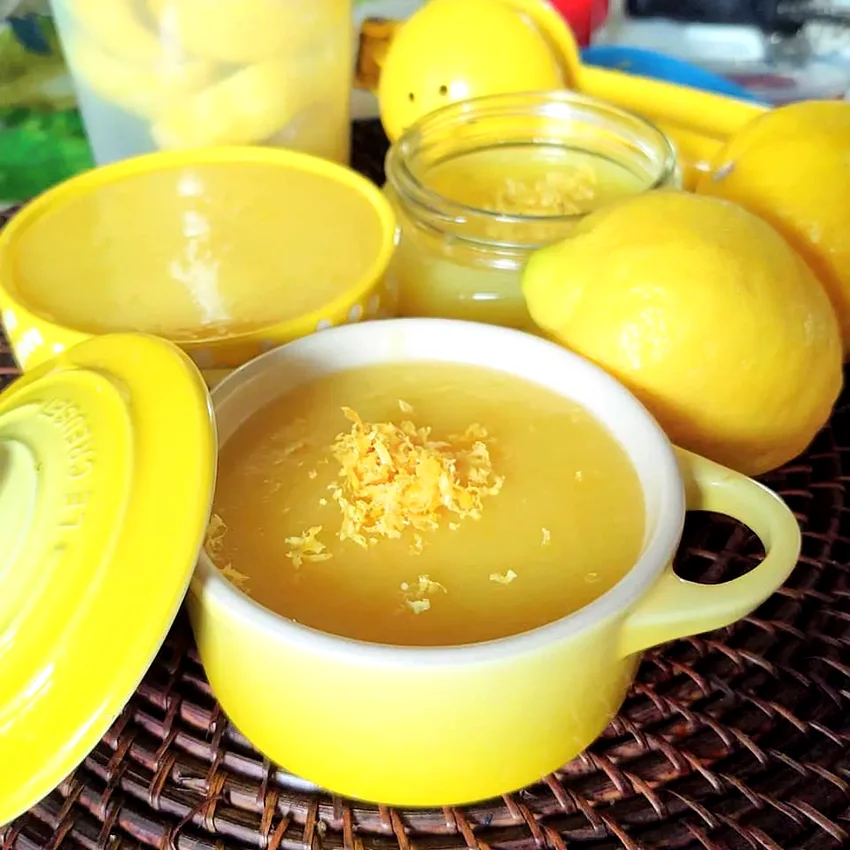 25 Creative Bagel Toppings That Beat Regular Cream Cheese Microwave Lemon Curd