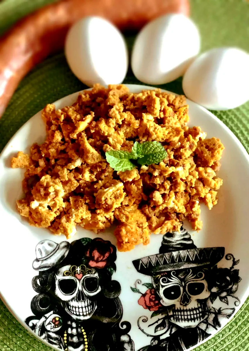 Microwave Longaniza con Huevos