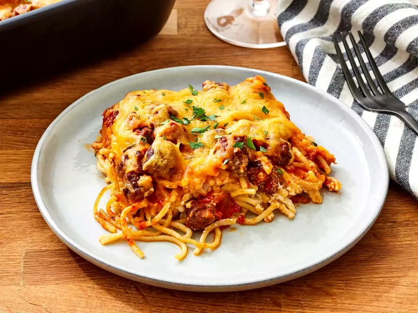 25 Budget-Friendly Meals for Feeding Large Families Million Dollar Spaghetti