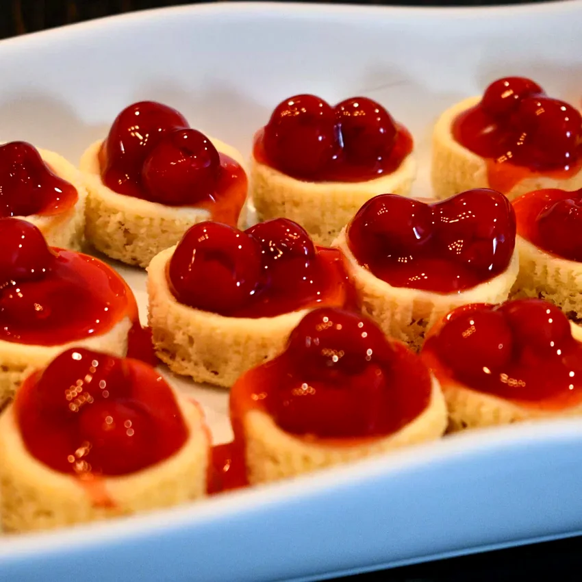12 Bite-Sized Cheesecakes Packed With Amazing Flavors Mini Cheesecakes I