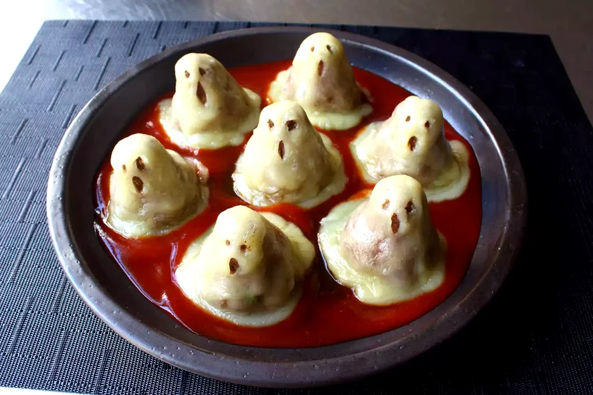 24 Spooky Halloween Dinner & Party Ideas That Will Wow Mini Meatloaf Ghosts