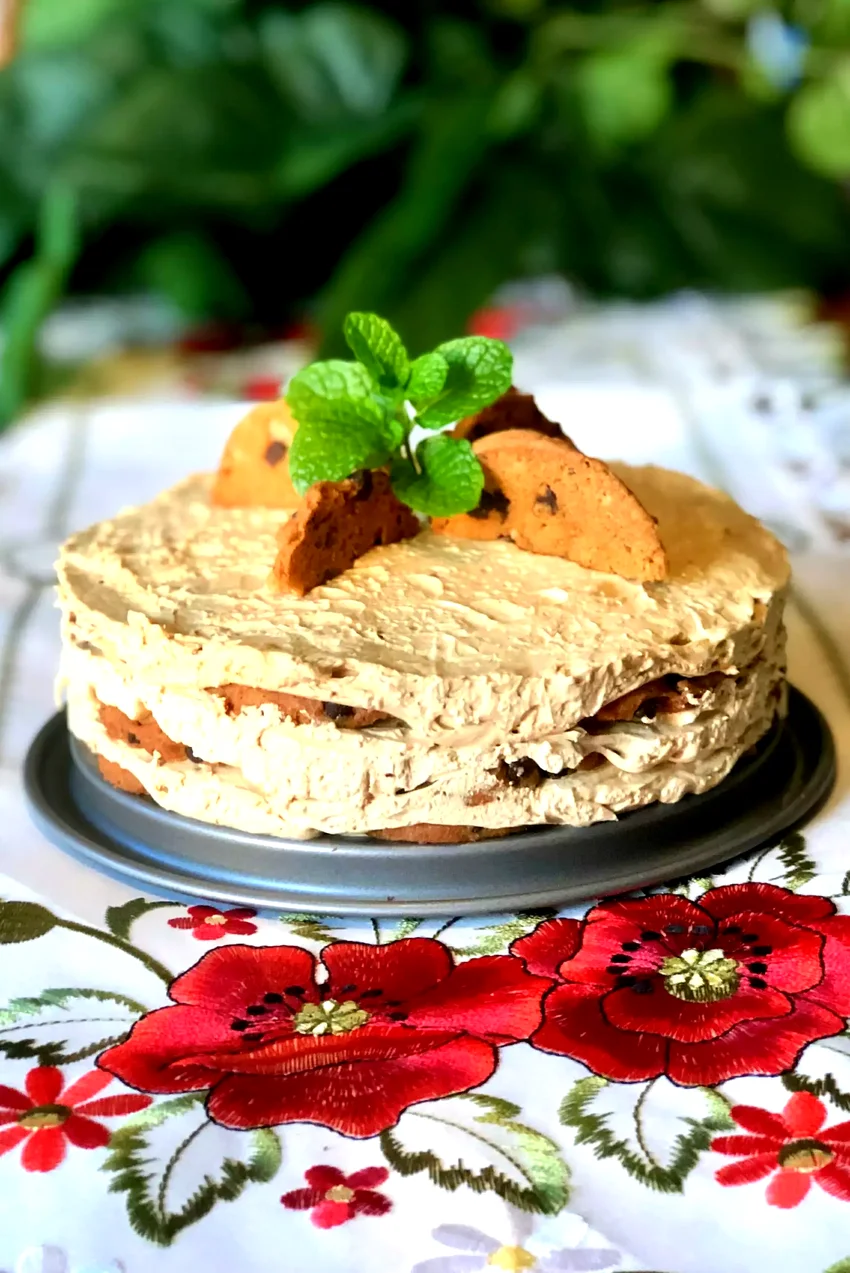 Mocha Chocolate Chip Icebox Cake