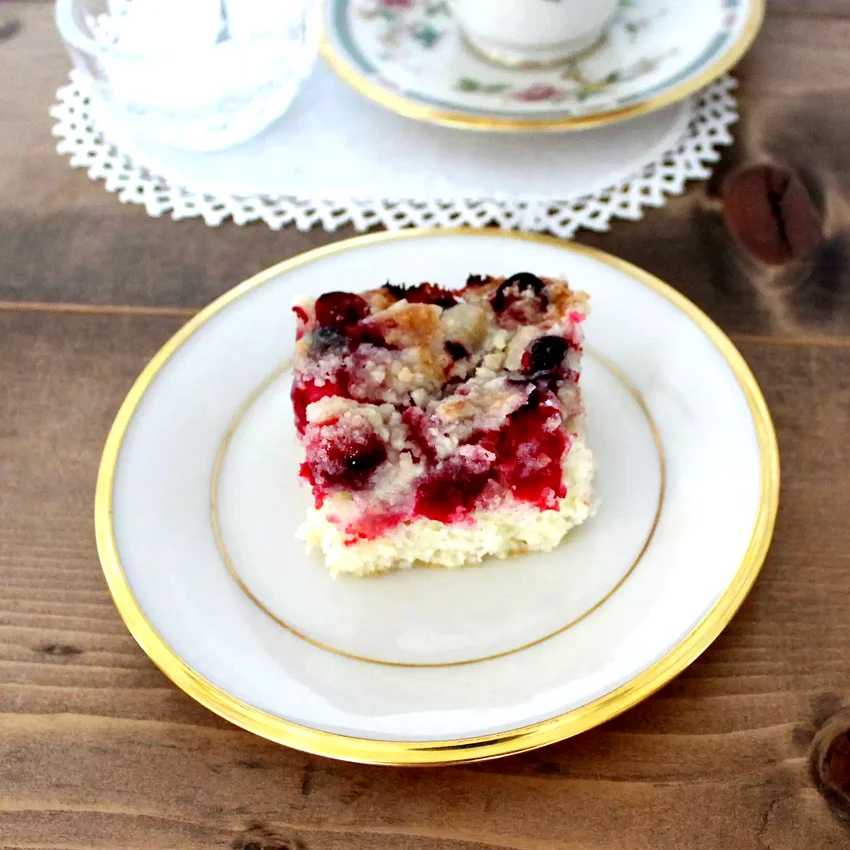 15 Festive Cranberry Cakes Perfect for Holiday Baking Nana