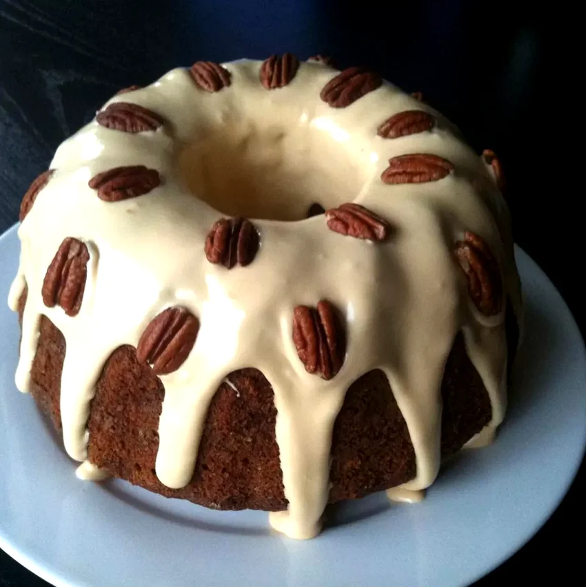 30 Tangy Buttermilk Cakes to Empty That Carton Never Fail Applesauce Spice Cake