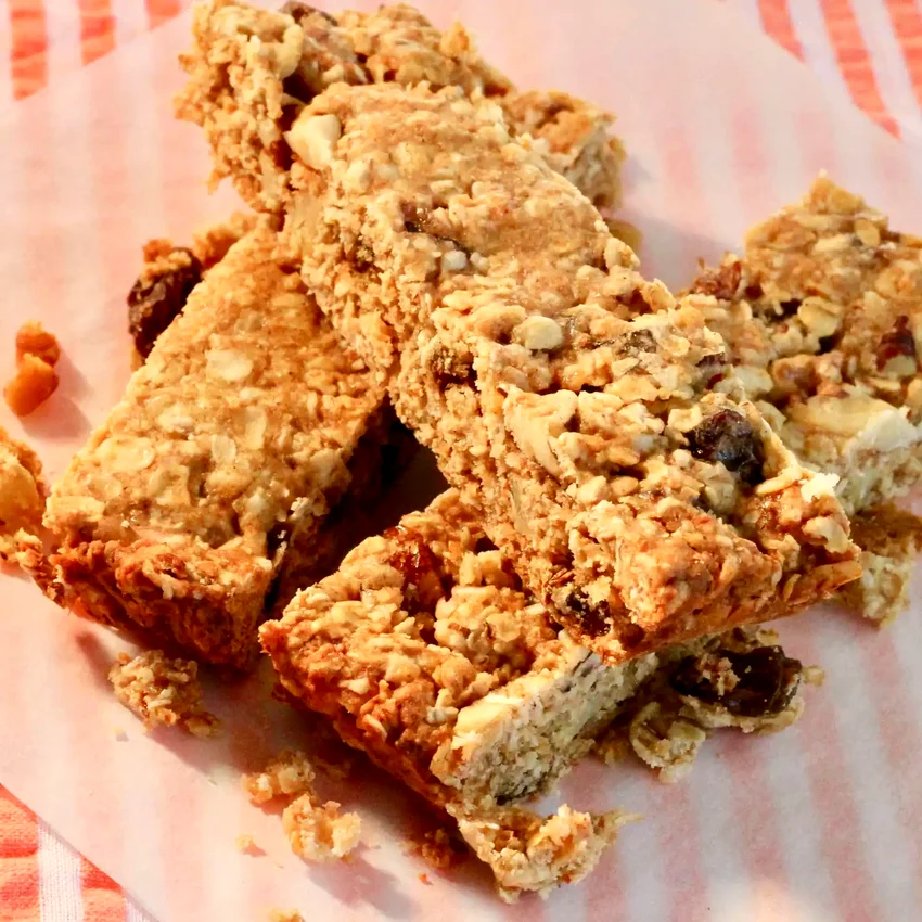 20 Nutritious Homemade Snacks for Your Midday Energy Boost Oatmeal Raisin Granola Bars