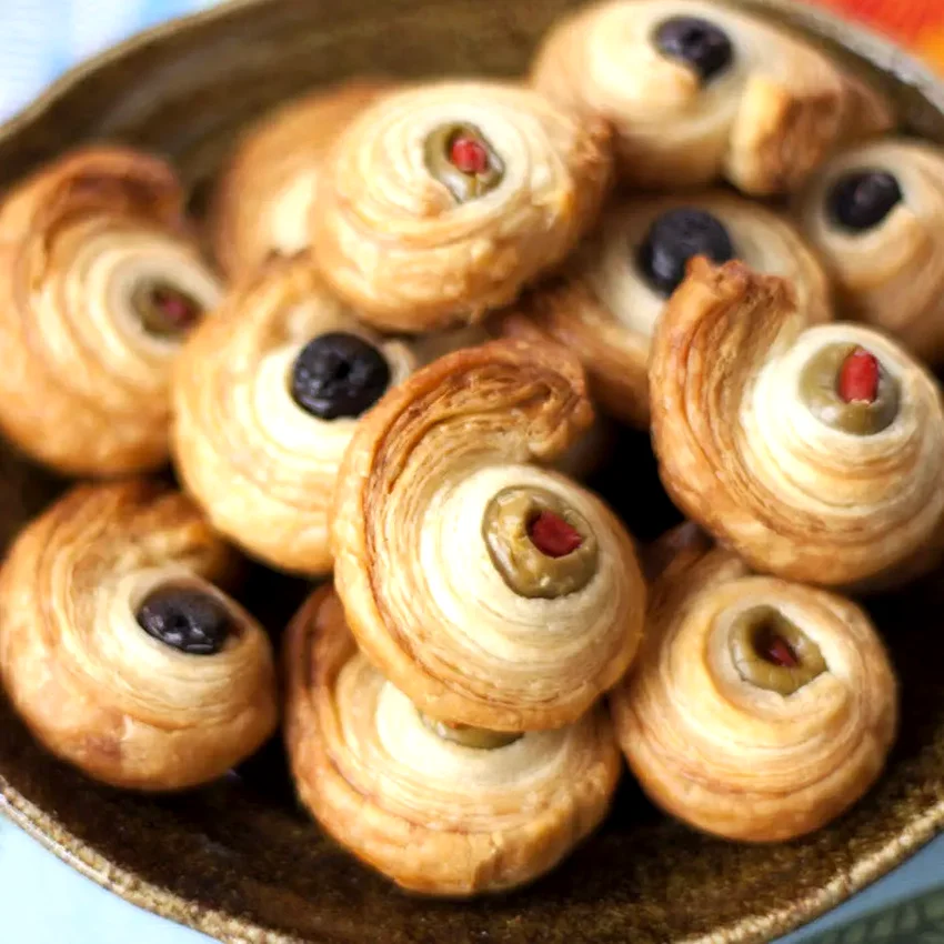 15 Festive Make-Ahead Holiday Appetizers Olive Puffs