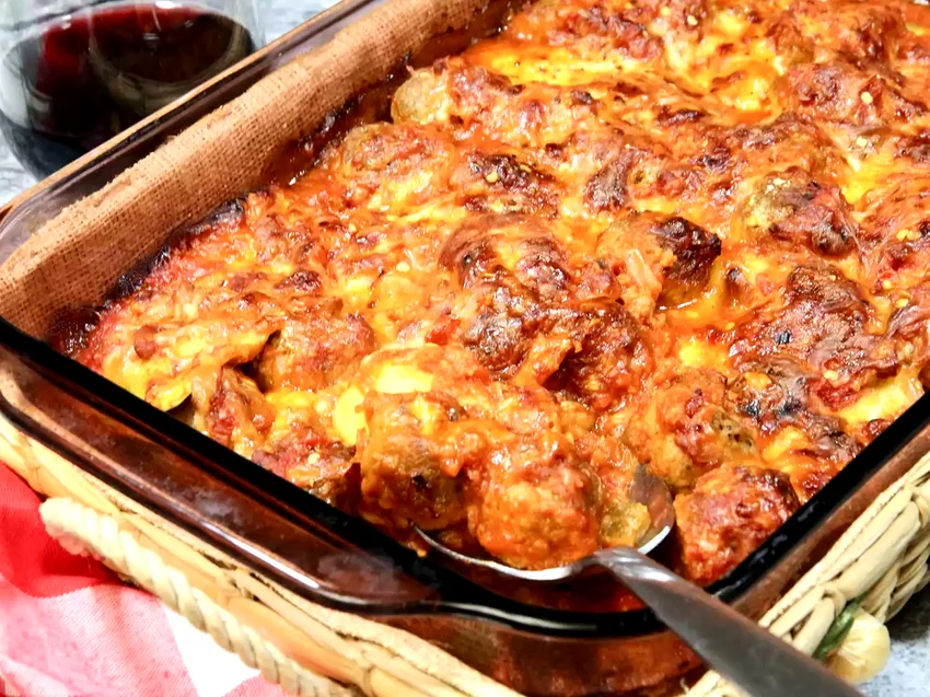 24 Italian Baked Dishes That Will Make Nonna Smile One-Dish Meatball and Ravioli Casserole
