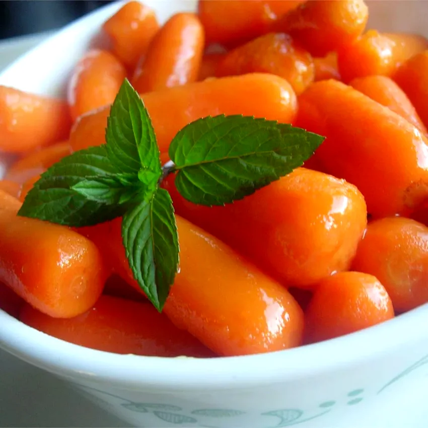 30 Simple Christmas Side Dishes That Won't Stress You Out Orange Glazed Carrots
