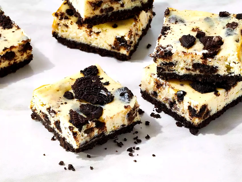 50 Oreo Dessert Ideas for Cookie and Cream Fans Oreo Cheesecake Bars