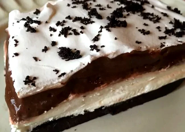 50 Oreo Dessert Ideas for Cookie and Cream Fans Oreo Cookie Cake