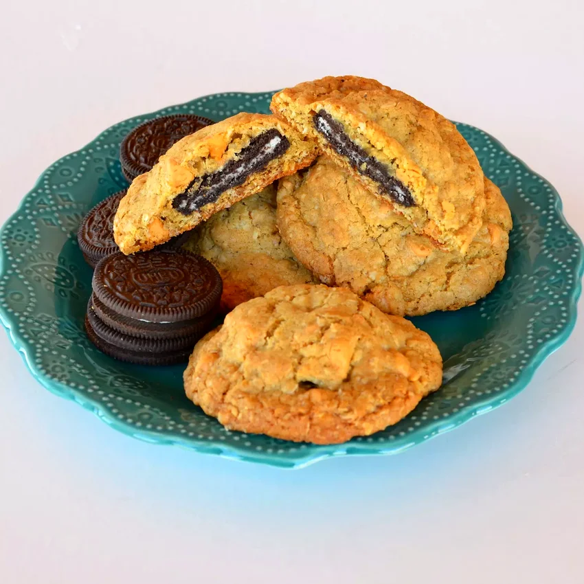 50 Oreo Dessert Ideas for Cookie and Cream Fans Oreo-Stuffed Oatmeal Scotchies