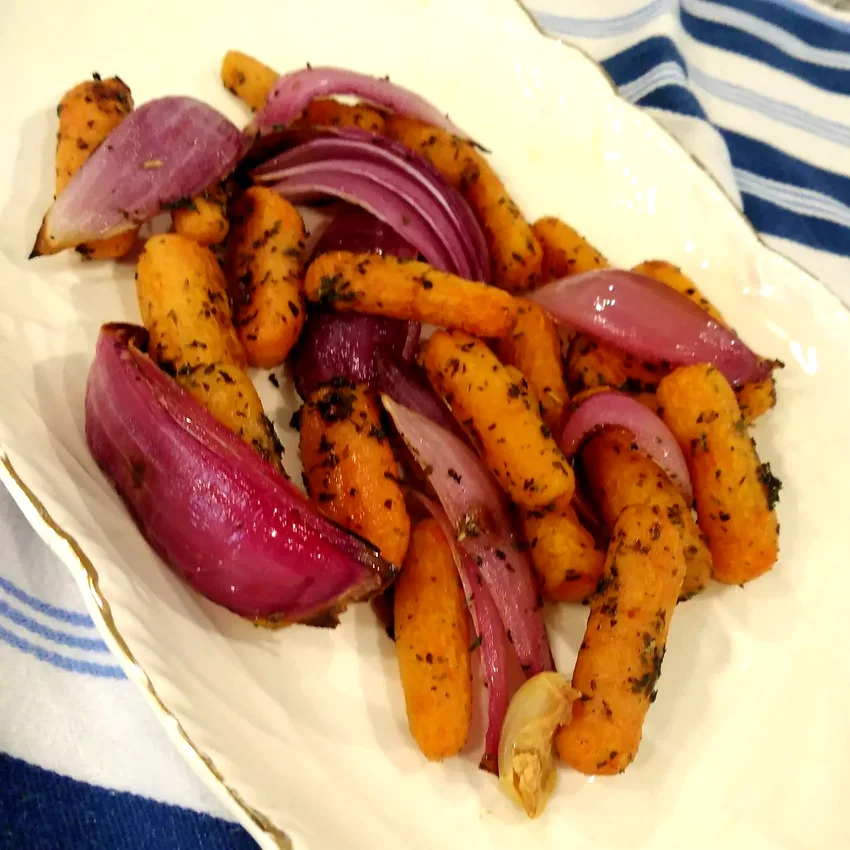 Oven-Roasted Carrots and Onions