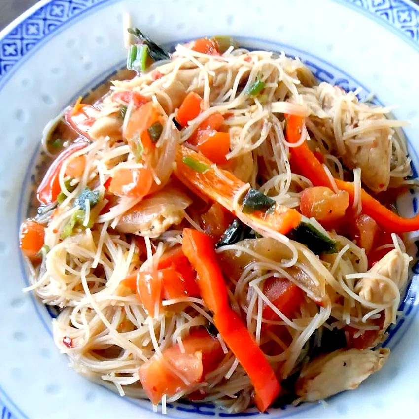 15 Rice Noodle Dishes for Fast, Nutritious Weeknight Meals Pad Kee Mow (Drunkard