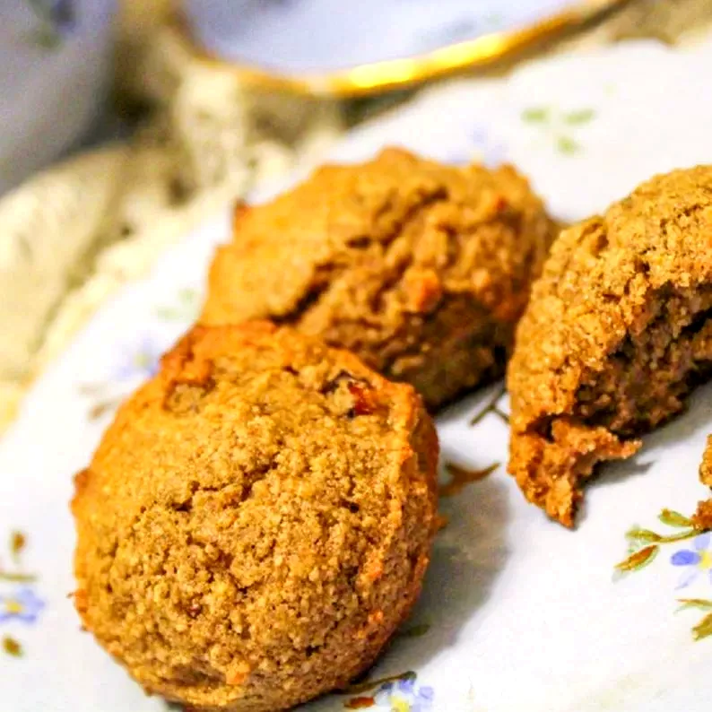 Paleo-Friendly Applesauce Cookie