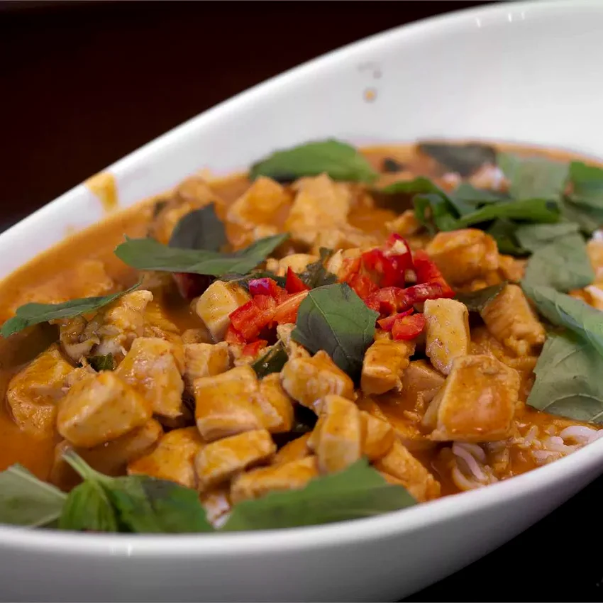25 Homemade Chicken Stir-Fry Dishes for Takeout Cravings Panang Curry with Chicken