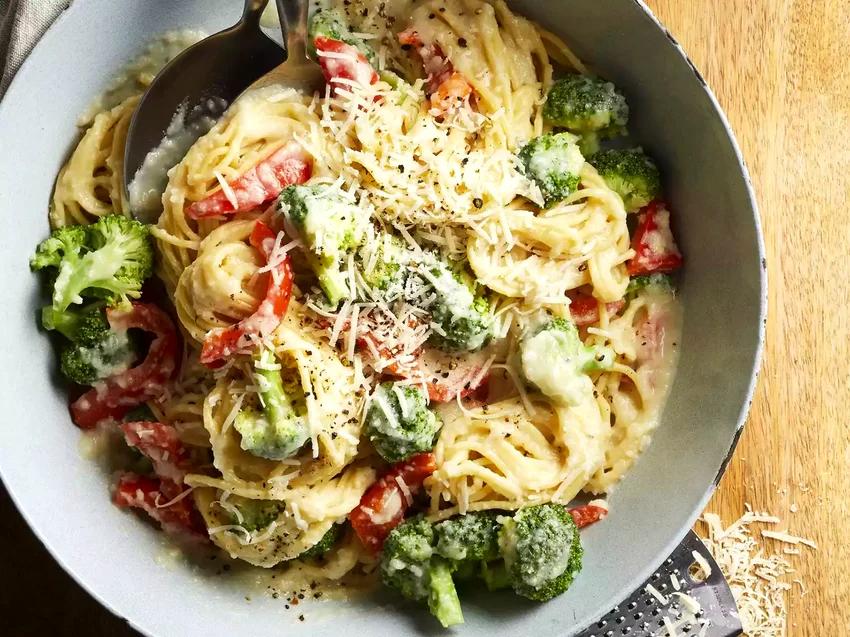 Pasta Primavera with Cauliflower Sauce
