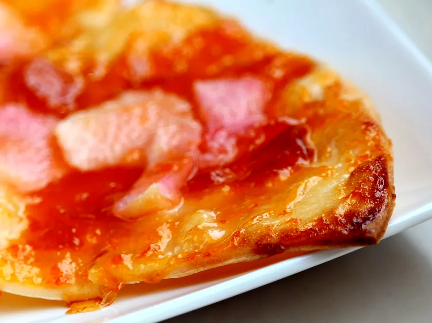 Peach Tartlets with Apricot Glaze