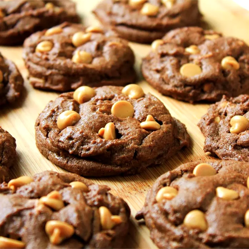 40 Peanut Butter Chocolate Treats That Are Simply Amazing Peanut Butter Chip Chocolate Cookies