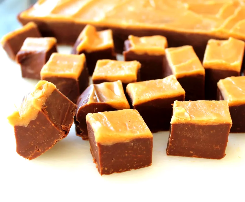 40 Peanut Butter Chocolate Treats That Are Simply Amazing Peanut Butter and Chocolate Fudge